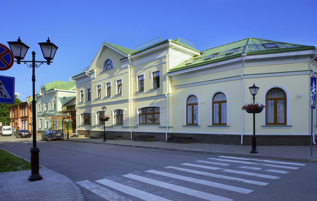 Hotel Dvor Podznoeva Glavniy Korpus Pskow Exterior foto